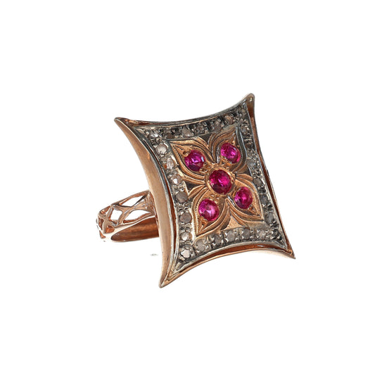 Anello Riproduzione antico con rubini e diamanti