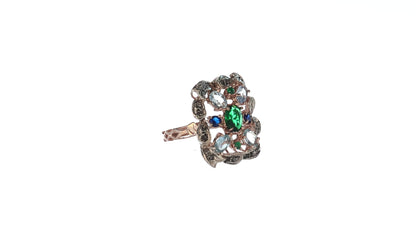 Anello Riproduzione antico con pietre preziose miste