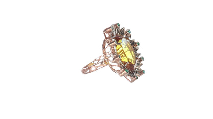 Anello Riproduzione antico con topazio giallo e smeraldi